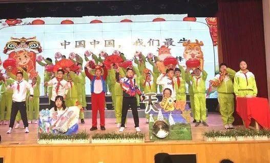 探秘吉鹿力问答社区,解锁lol玩两天统治战场 就给封3年为什么。。。新世界